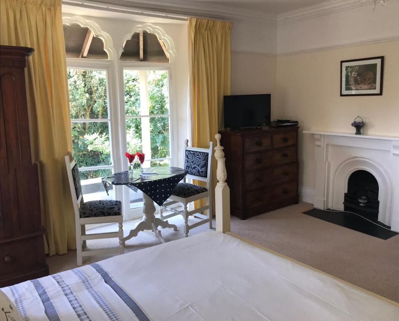 The Priory B&B Whitchurch  Εξωτερικό φωτογραφία